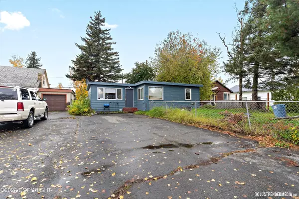 1324 Latouche ST, Anchorage, AK 99501