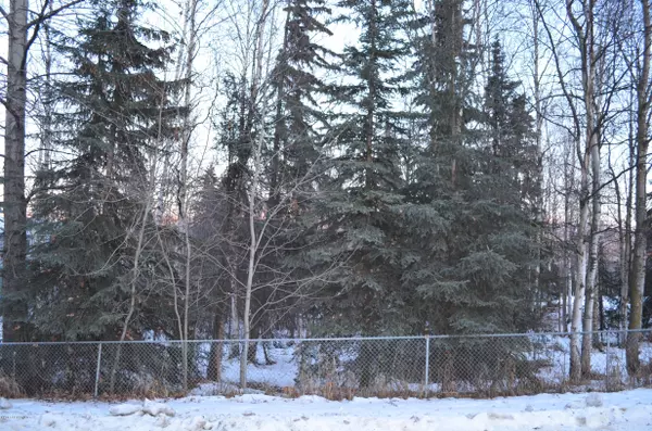 7727 Lumbis AVE, Anchorage, AK 99518
