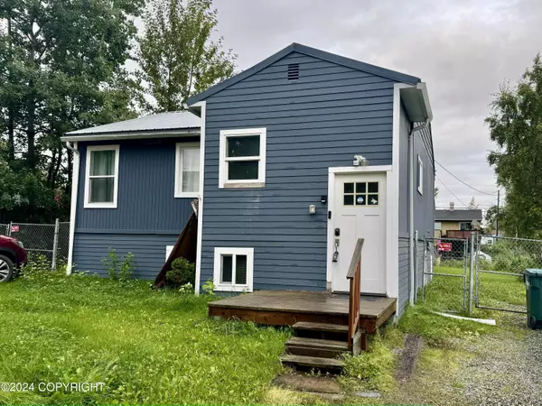 220 Alaska PL, Anchorage, AK 99504