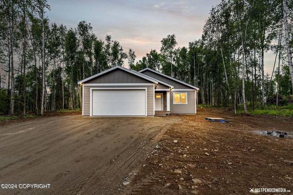 9725 W Jennings DR, Wasilla, AK 99654