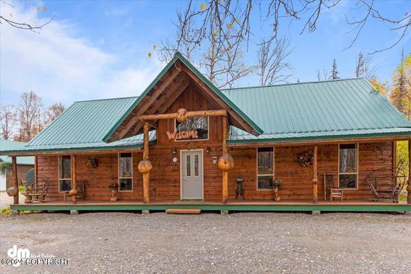 8985 E Petersville RD, Trapper Creek, AK 99683