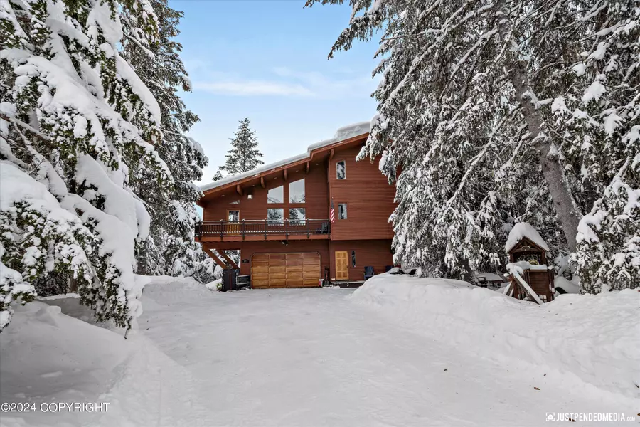 165 Vail CIR, Girdwood, AK 99587