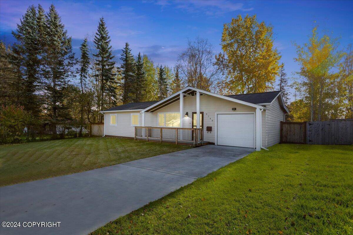 4148 Hood CT, Anchorage, AK 99517