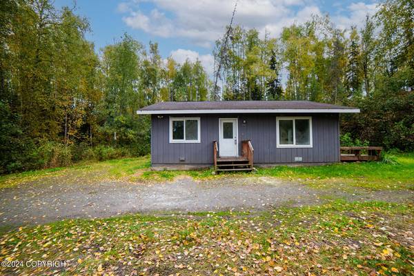 1180 N Rainbow Park DR, Wasilla, AK 99623