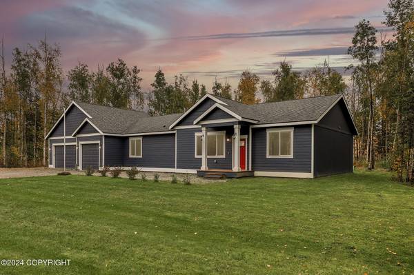 2662 S Weeping Birch ST, Wasilla, AK 99654