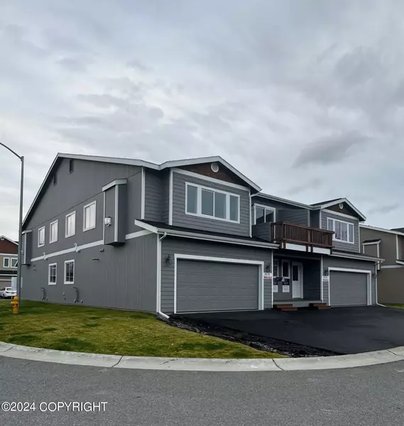 8182 Sockeye LOOP #32, Anchorage, AK 99507