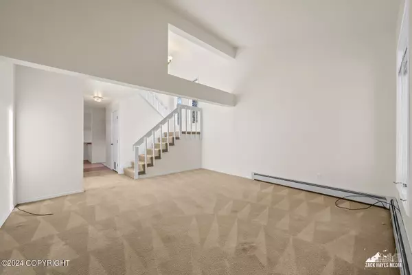 Anchorage, AK 99501,2457 Ingra ST