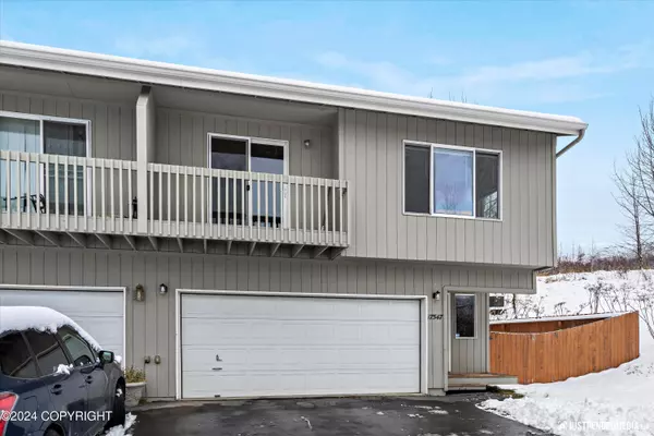 Eagle River, AK 99577,17547 Silverwood WAY #14