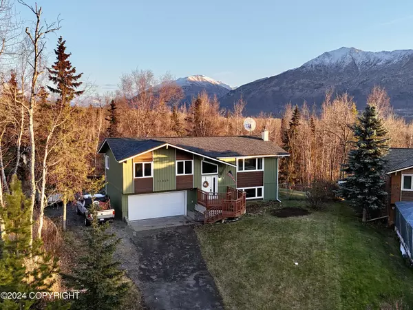 Eagle River, AK 99577,11055 Owhat CIR