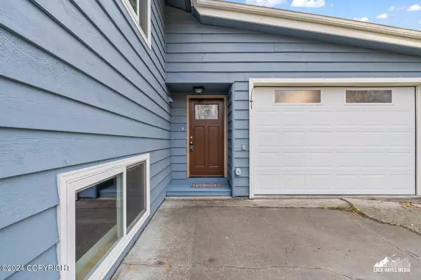 Anchorage, AK 99517,2712 Jefford PL