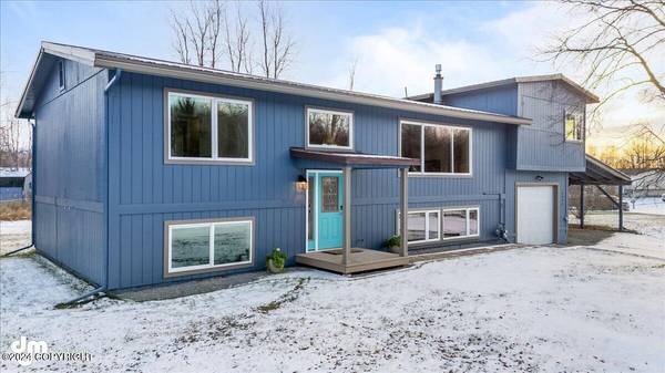 4894 E Rhubarb CIR, Wasilla, AK 99654