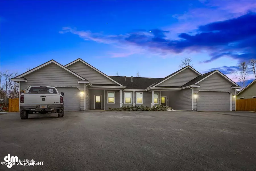 255 W Celtic CIR, Wasilla, AK 99654