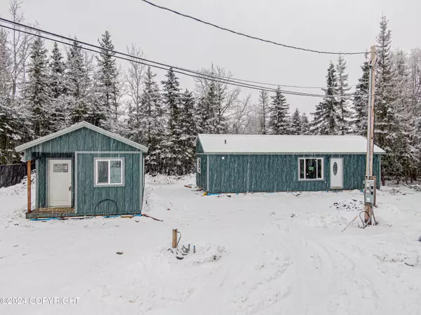 1506 Aliak DR, Kenai, AK 99611