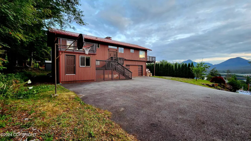 3425 Bailey BLVD, Ketchikan, AK 99901