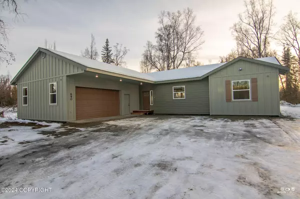 690 Wortham AVE, Kenai, AK 99611