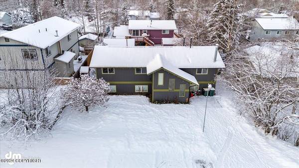 11318 Echo ST, Eagle River, AK 99577