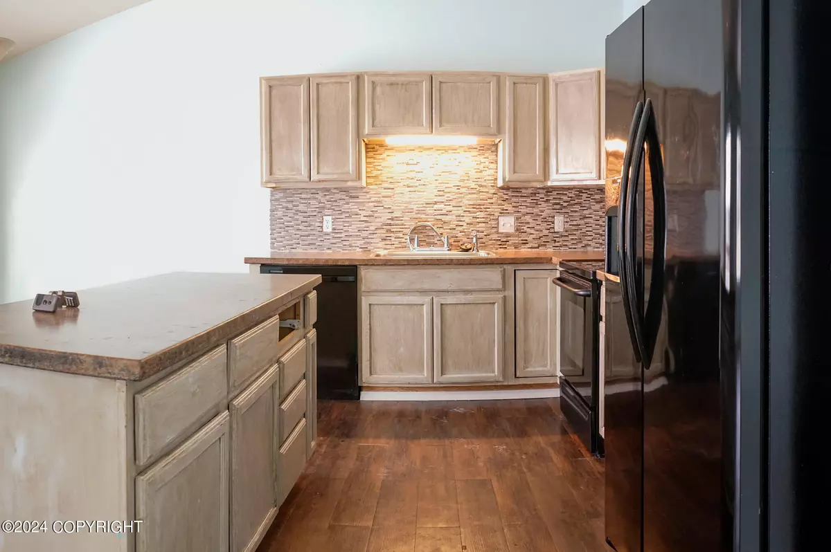 Eagle River, AK 99577,17347 Flintwood PL