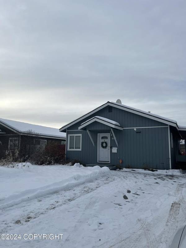 602 N Lane LN, Anchorage, AK 99508