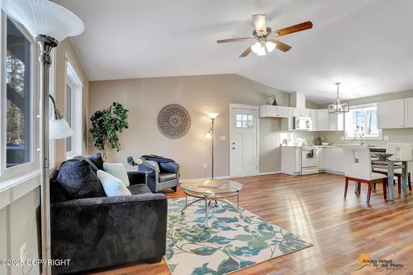 2569 S Knollwood DR, Wasilla, AK 99623