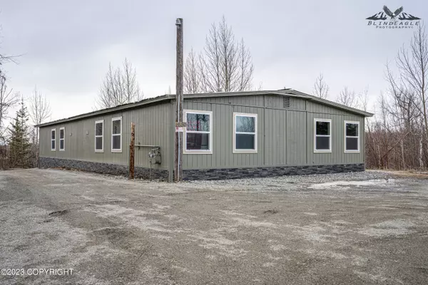 1630 N Winding Brook LOOP #B, Wasilla, AK 99645