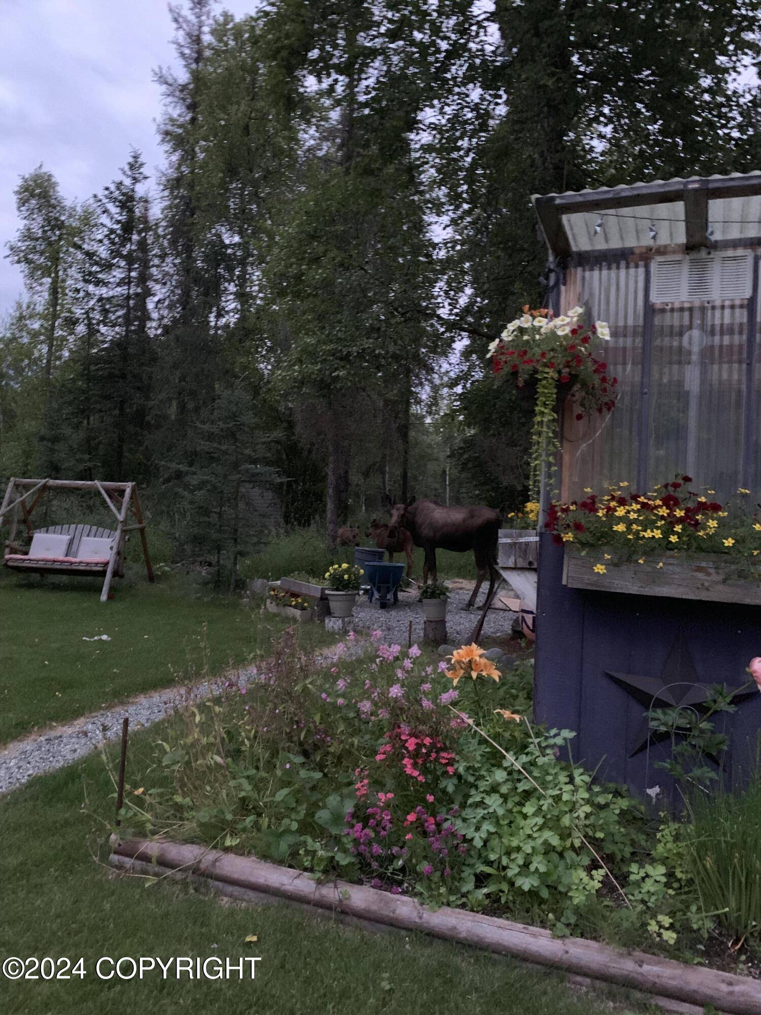 Palmer, AK 99645,8660 N Sun Valley DR