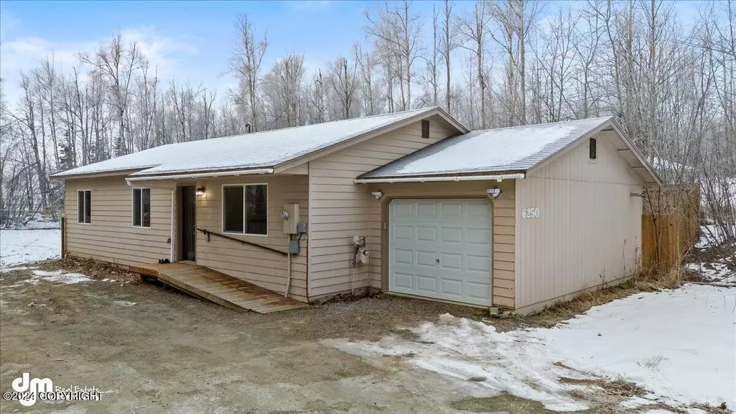 6250 W Yachtsman CIR, Wasilla, AK 99654