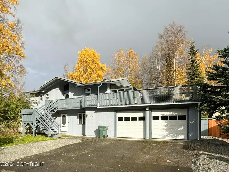 10107 Wildwood ST, Eagle River, AK 99577