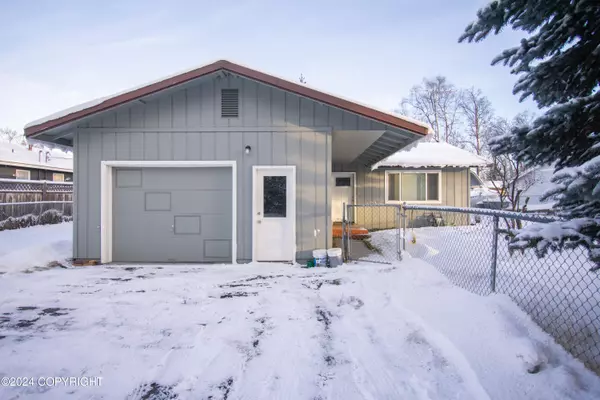 Soldotna, AK 99669,108 S Leibrock ST