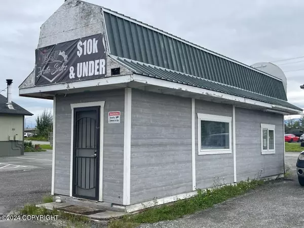 205 W Herning AVE, Wasilla, AK 99654