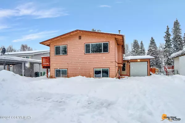 9051 Noble CIR, Anchorage, AK 99502