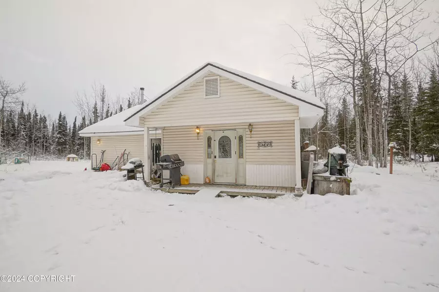 38260 Lee ST, Sterling, AK 99672