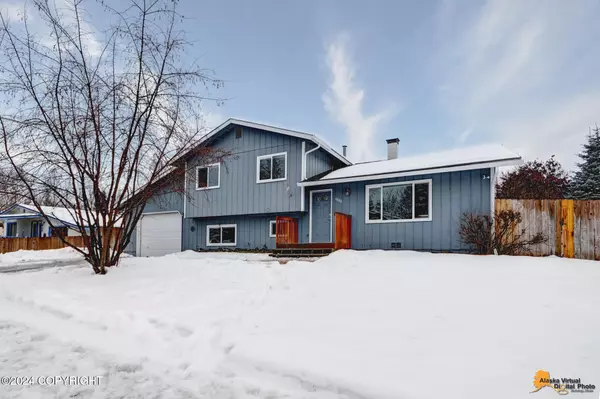 6620 Baby Bear DR, Anchorage, AK 99507