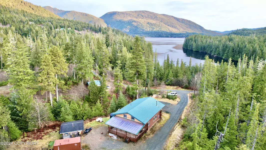 2A Canoe Pass Road, Hollis, AK 99000