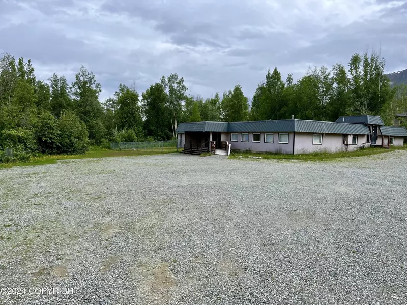 22827 Sherman ST, Chugiak, AK 99567