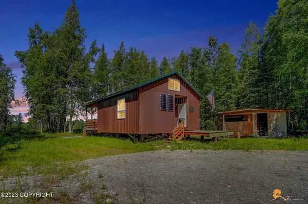 39264 S Johns RD, Talkeetna, AK 99676