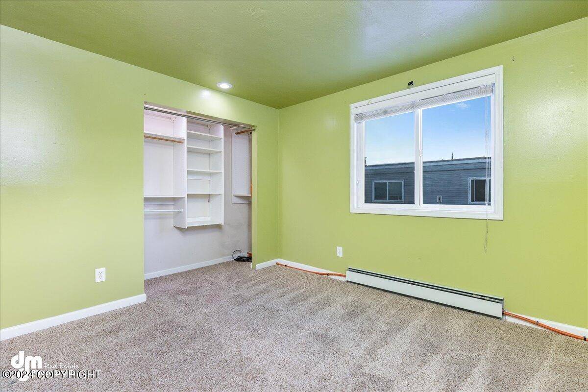 Anchorage, AK 99508,4010 Reka DR #F6