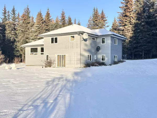 5641 Easy ST, Homer, AK 99603