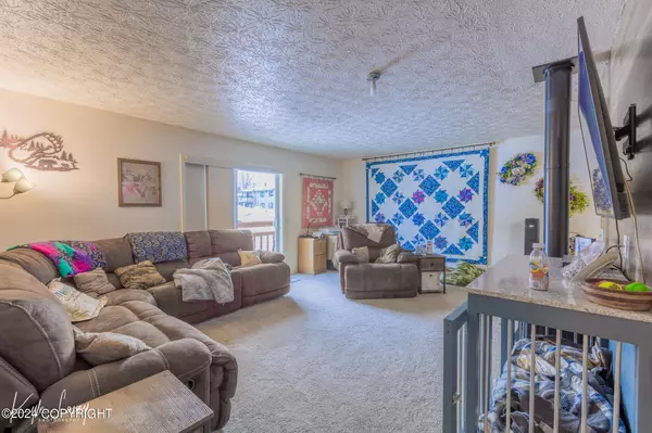 Anchorage, AK 99504,1481 Northview DR #H-7
