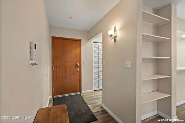 1200 I ST #102 Anchorage, AK 99501