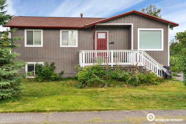 4413 E 7th AVE, Anchorage, AK 99508