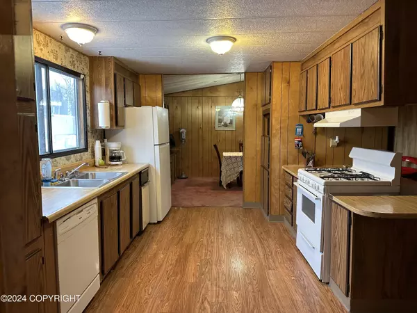 Anchorage, AK 99504,1001 Boniface Pkwy #19-L