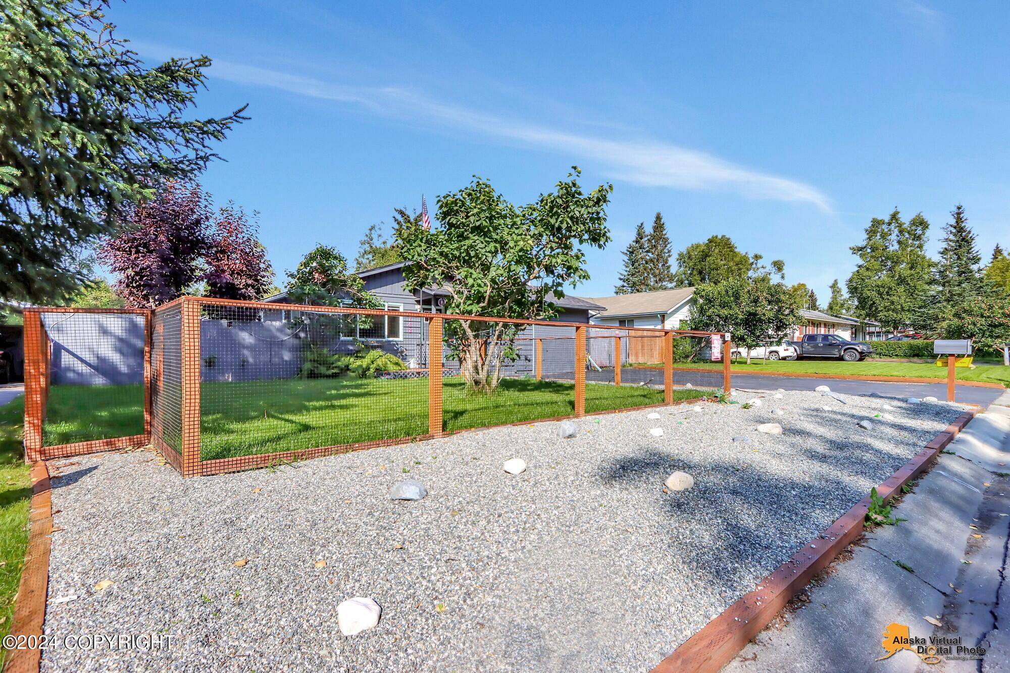 Anchorage, AK 99504,3742 Robin ST