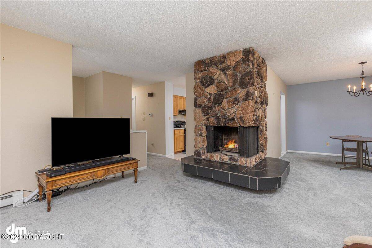Anchorage, AK 99504,3023 Ambergate DR