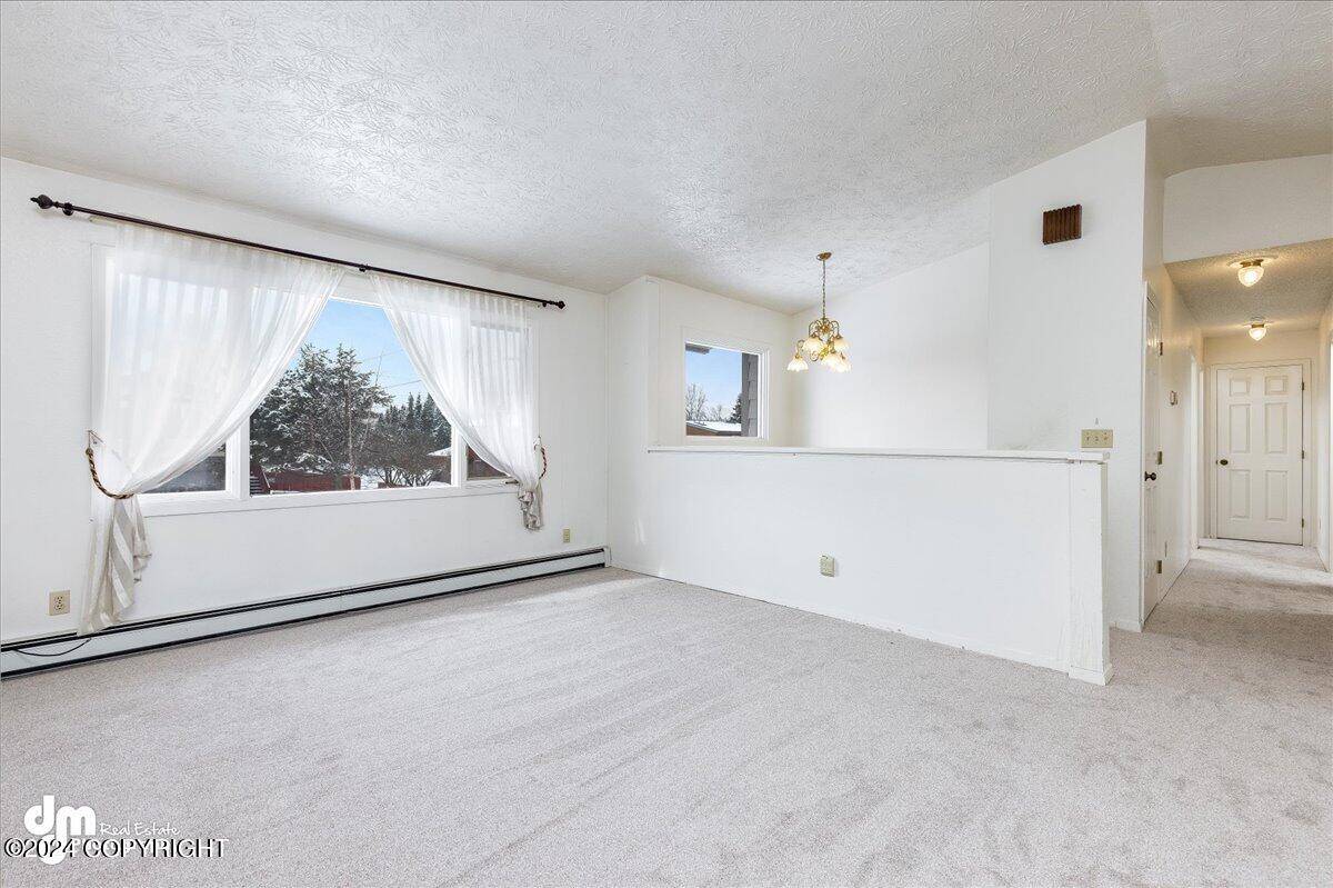 Anchorage, AK 99517,4251 Galactica DR