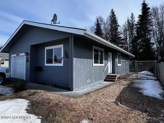 203 Sterling CT, Kenai, AK 99611