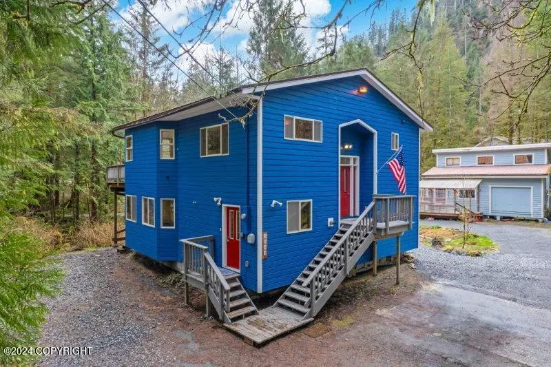 7981/7983 S Tongass HWY, Ketchikan, AK 99901