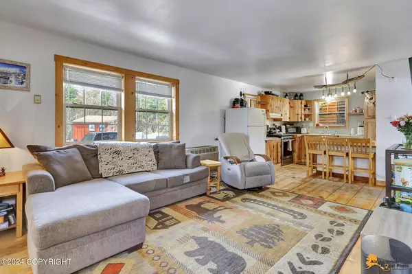 166 Old West ST, Girdwood, AK 99587