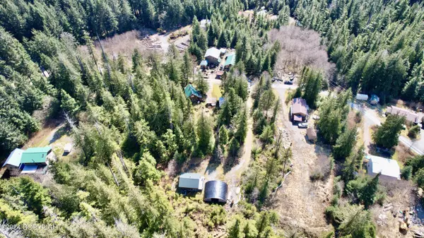 Hollis, AK 99000,9A Spruce Circle