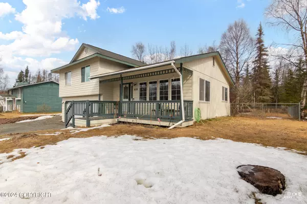 Kenai, AK 99611,606 Maple DR