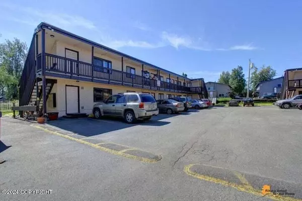 Anchorage, AK 99518,8020 Greenwood ST